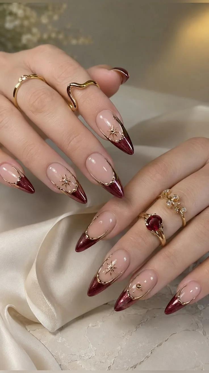 mẫu nail Tết màu đỏ