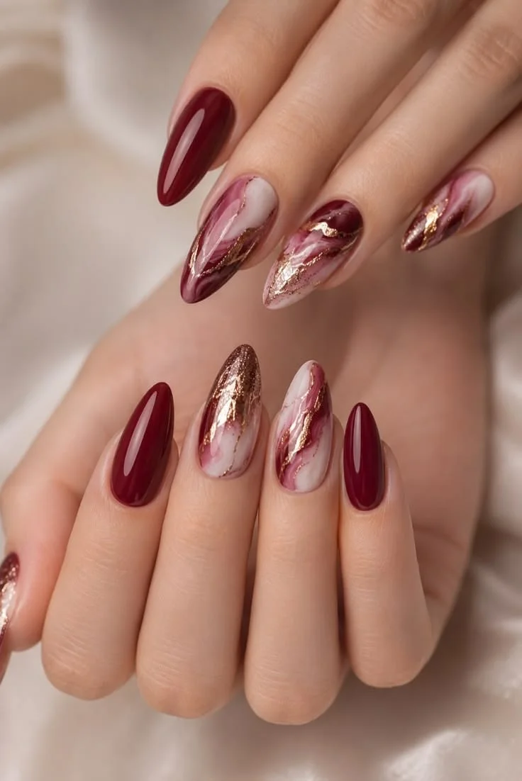 Màu nail Tết cho da ngăm