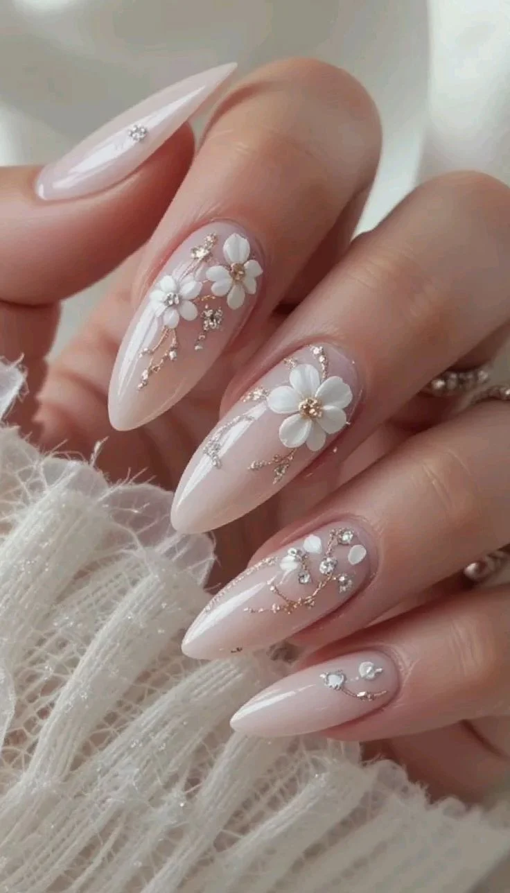 mẫu nail tết đơn giản