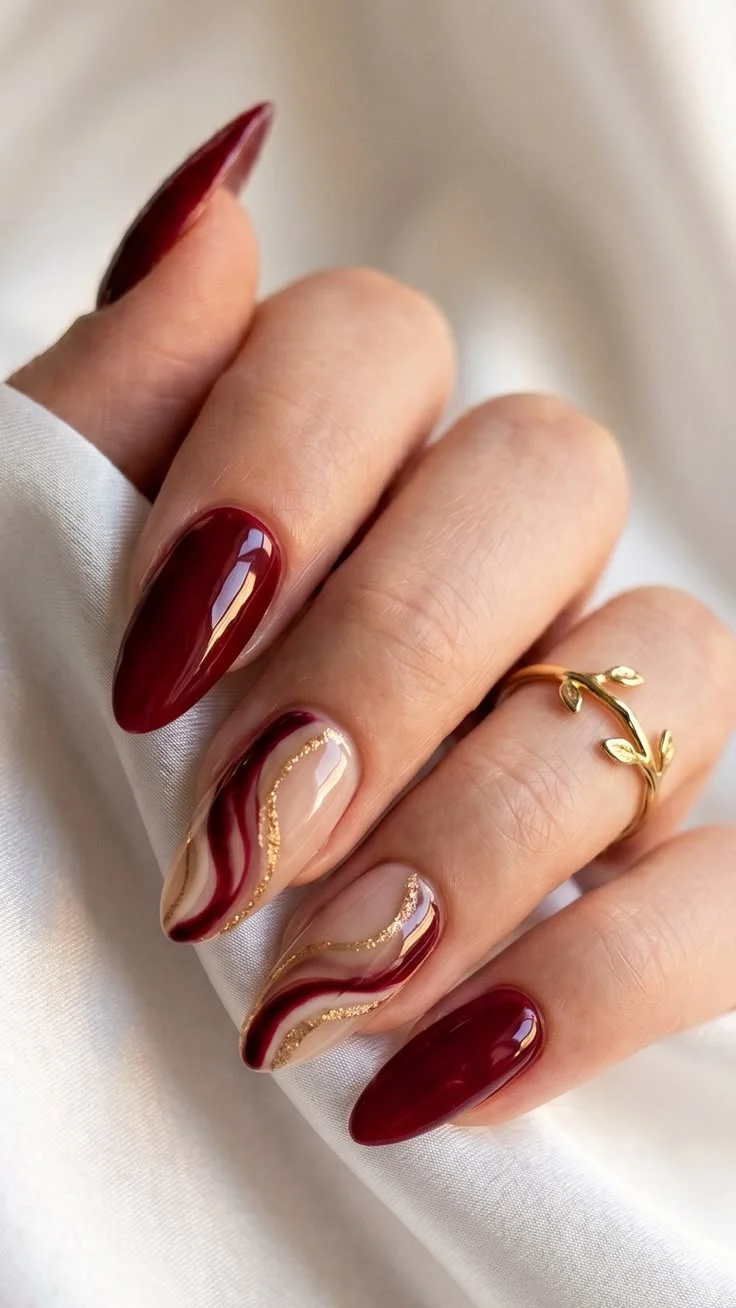 mẫu nail Tết màu đỏ