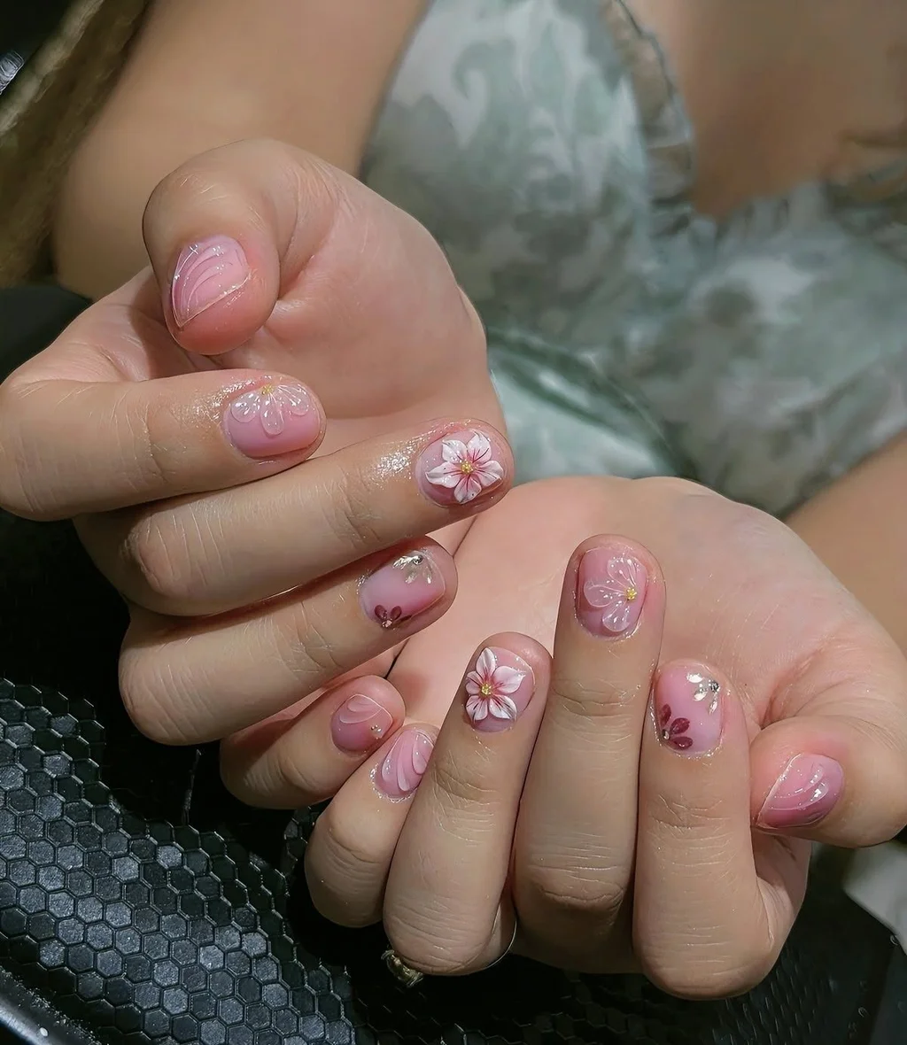 mau nail tet95