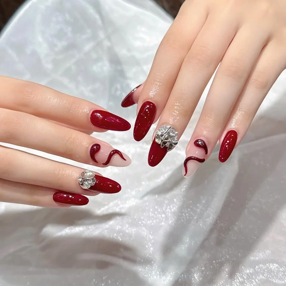 mau nail tet54