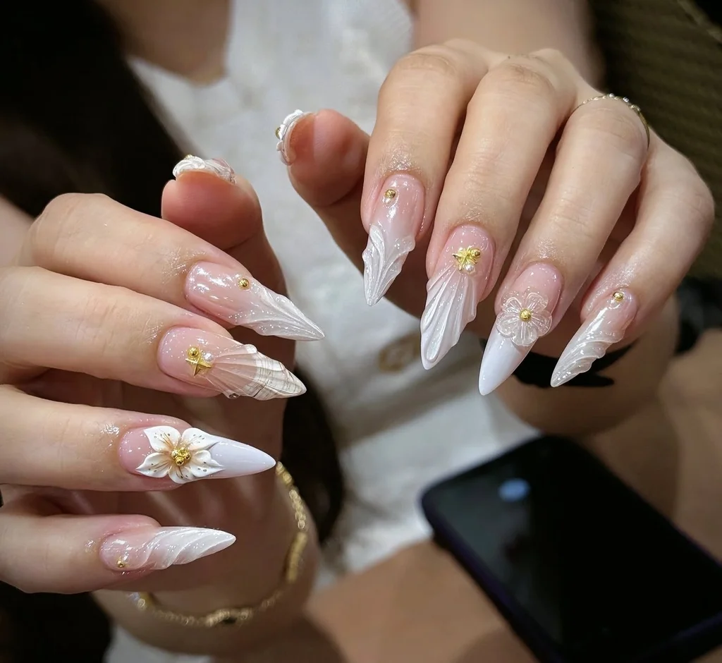 mau nail tet73